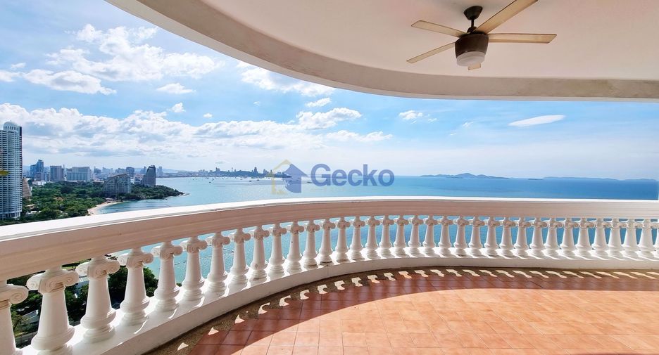 For sale 3 bedrooms condo in North Pattaya, Pattaya