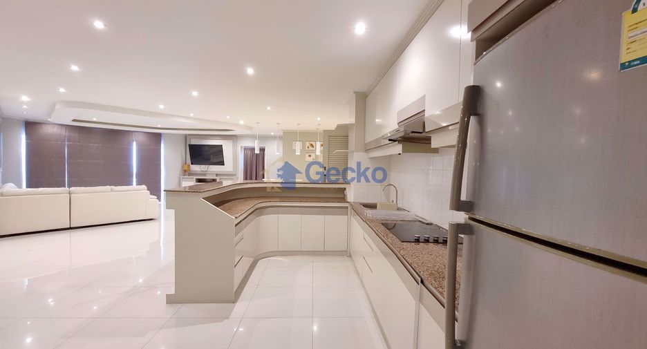 For sale 3 bedrooms condo in North Pattaya, Pattaya