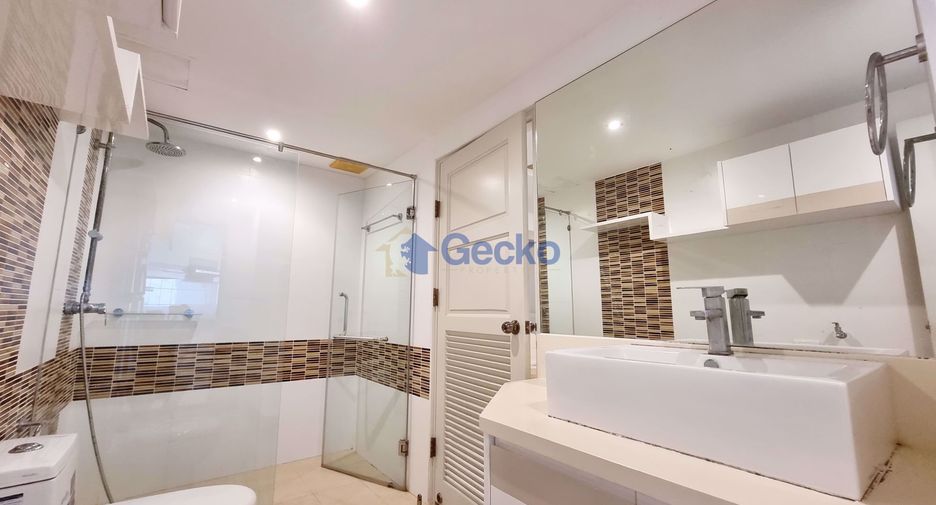 For sale 3 bedrooms condo in North Pattaya, Pattaya