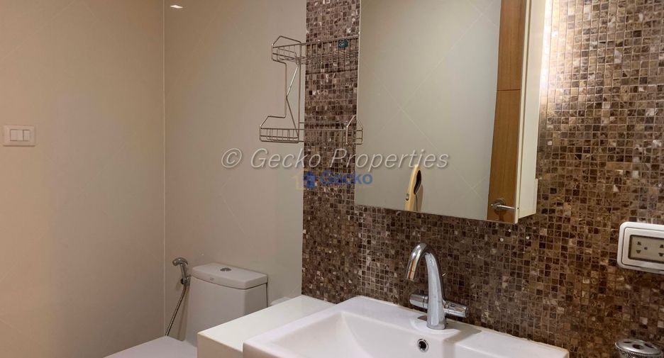 For sale 2 bedrooms condo in North Pattaya, Pattaya