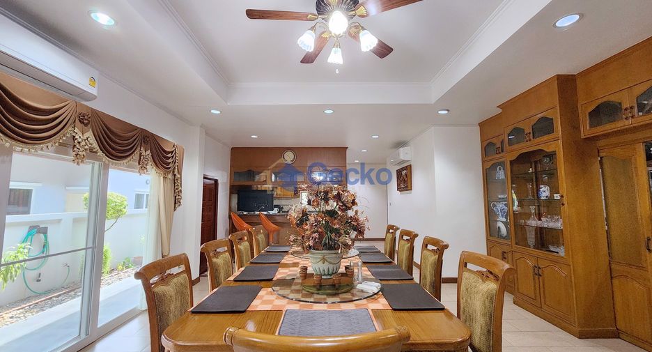 For sale 4 bedrooms house in East Pattaya, Pattaya