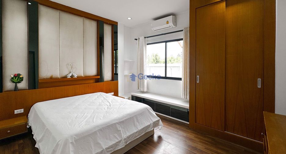 For sale 3 bedrooms house in East Pattaya, Pattaya