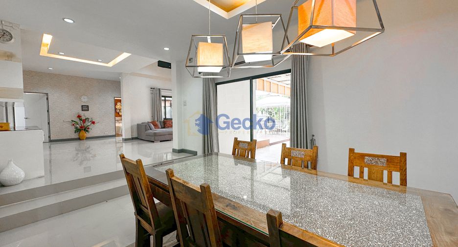 For sale 3 bedrooms house in Bang Lamung, Chonburi