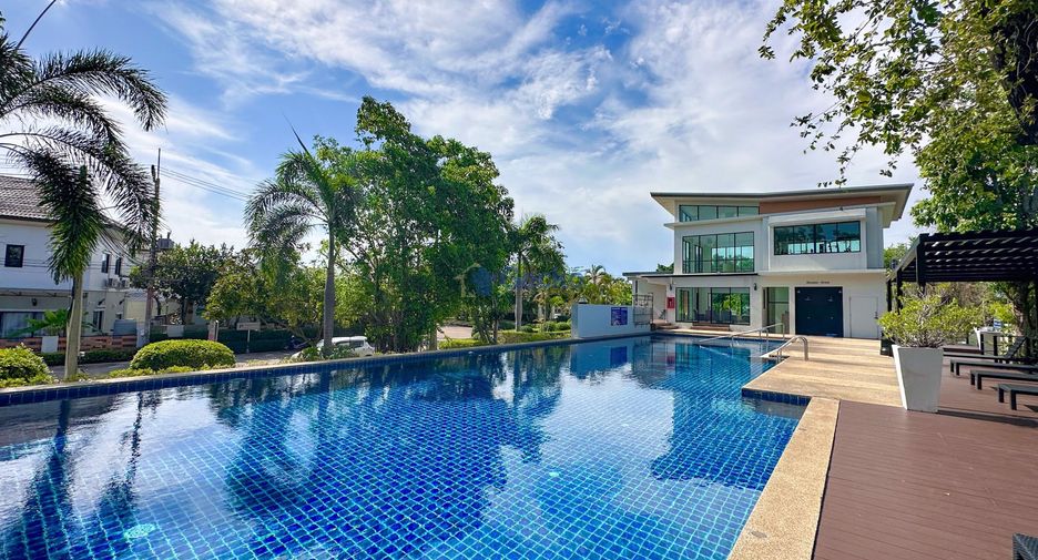 For sale 3 bedrooms house in East Pattaya, Pattaya