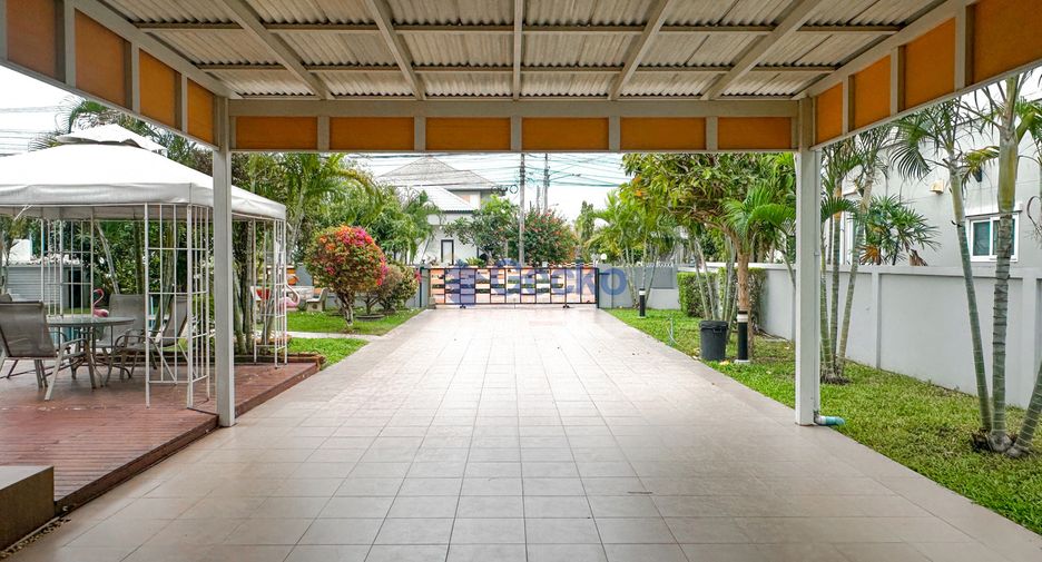 For sale 3 bedrooms house in Bang Lamung, Chonburi