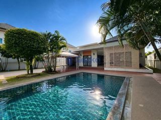 Haus zum Kauf mit 3 Zimmer in Bang Lamung, Chonburi