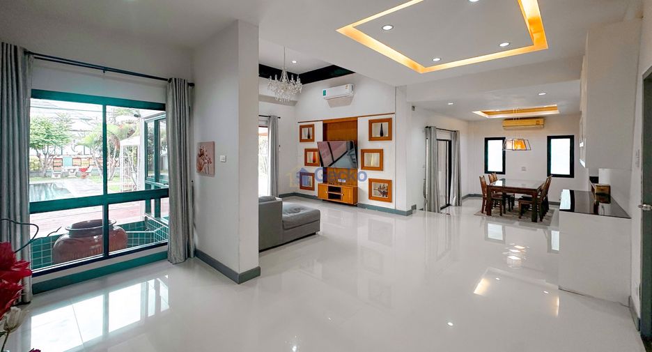 For sale 3 bedrooms house in East Pattaya, Pattaya