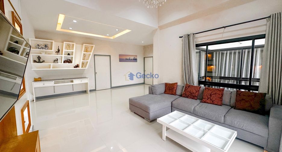 For sale 3 bedrooms house in East Pattaya, Pattaya