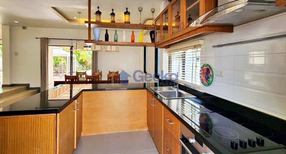 For sale 3 bedrooms house in Bang Lamung, Chonburi