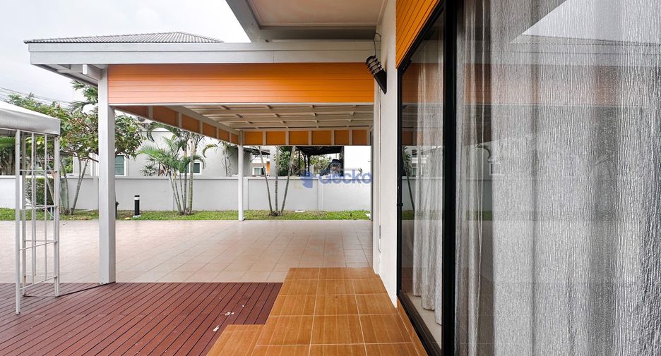 For sale 3 bedrooms house in East Pattaya, Pattaya