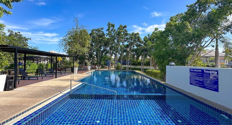 For sale 3 bedrooms house in East Pattaya, Pattaya