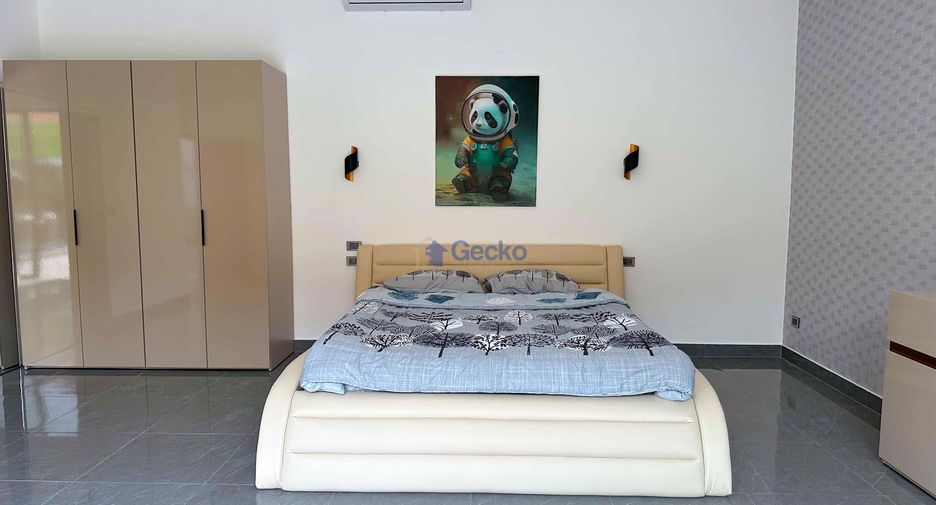For rent and for sale 6 bedrooms house in Pratumnak, Pattaya