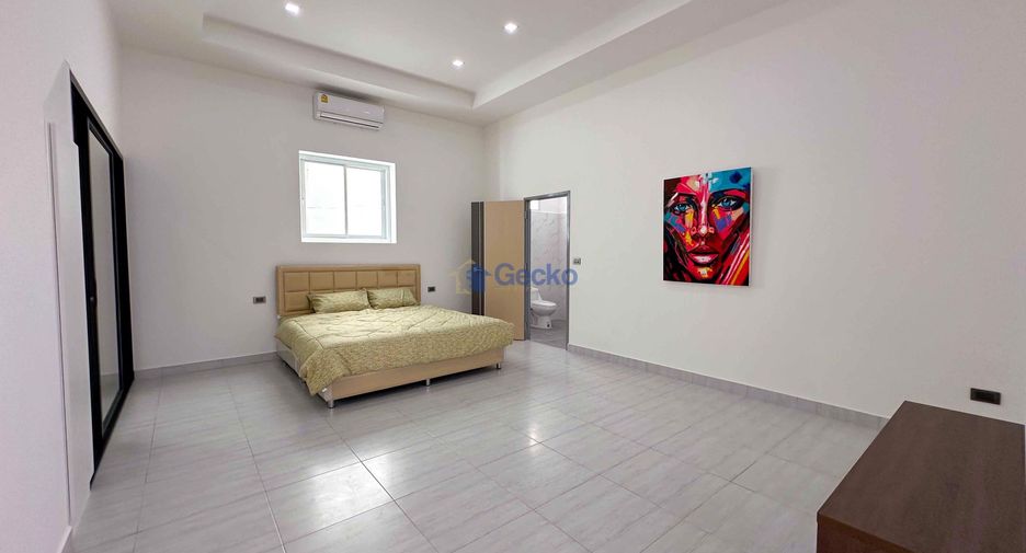 For rent and for sale 6 bedrooms house in Pratumnak, Pattaya