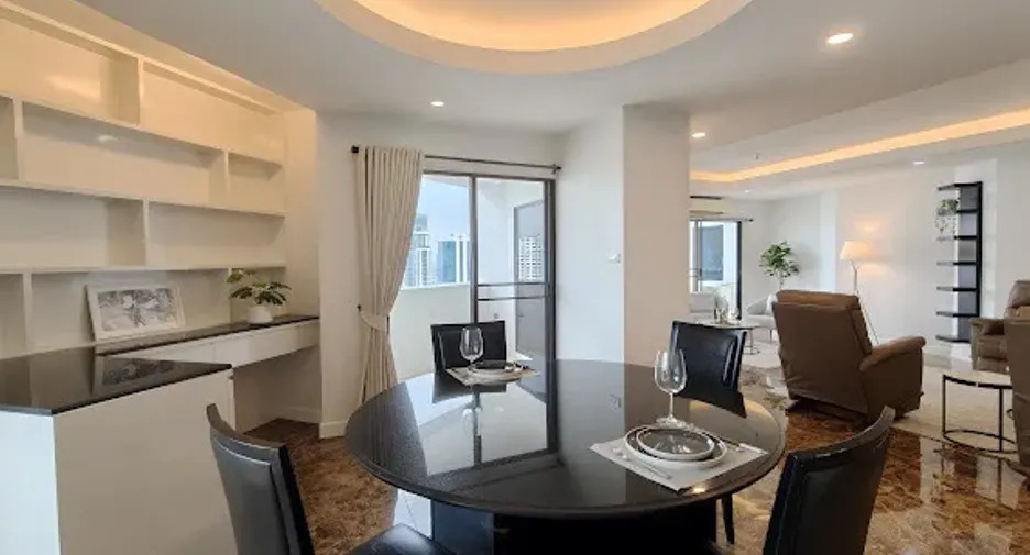For rent 3 bedrooms condo in Watthana, Bangkok
