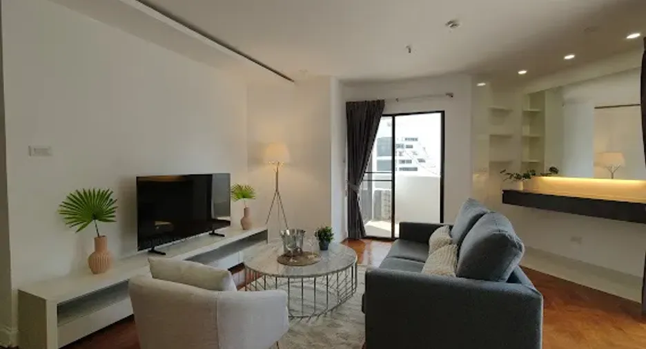 For rent 3 bedrooms condo in Watthana, Bangkok