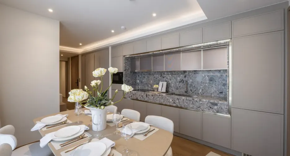 For rent 2 bedrooms condo in Khlong Toei, Bangkok