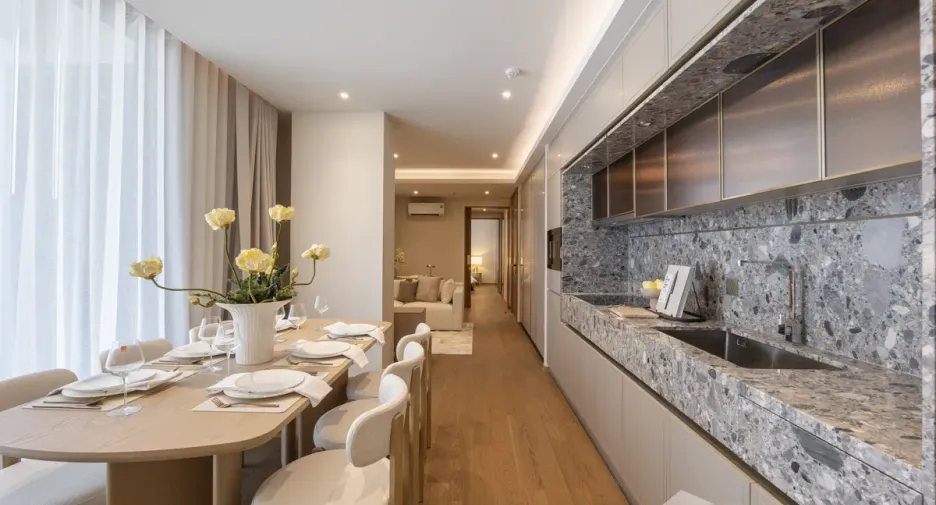 For rent 2 bedrooms condo in Khlong Toei, Bangkok