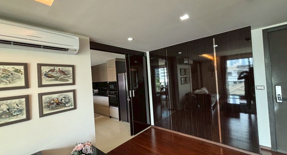 ให้เช่า 2 ห้องนอน คอนโด ใน วัฒนา, กรุงเทพฯ