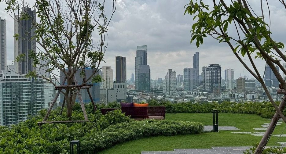 For rent 1 bed condo in Khlong San, Bangkok