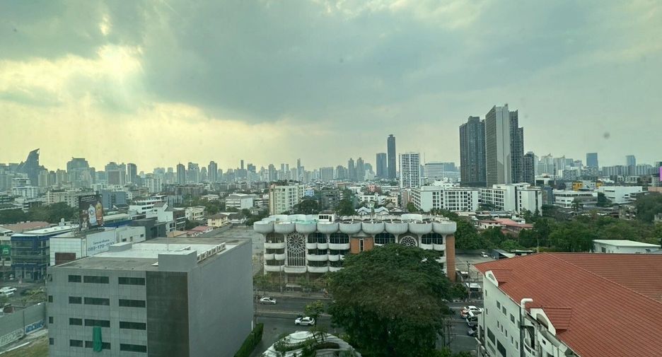 Wohnung zur Miete mit 2 Zimmer in Watthana, Bangkok