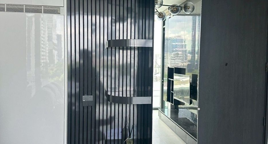 For rent 1 bed condo in Sathon, Bangkok