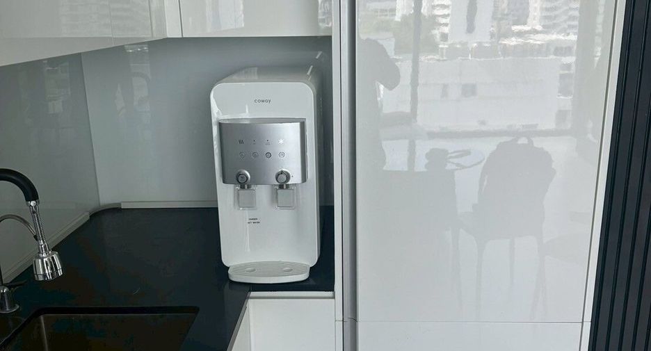 For rent 1 bed condo in Sathon, Bangkok