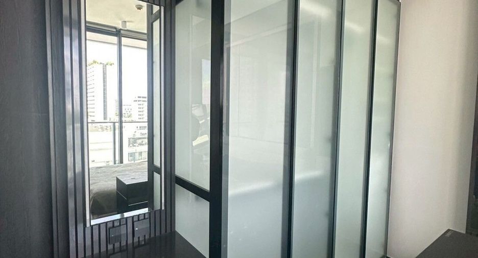 For rent 1 bed condo in Sathon, Bangkok
