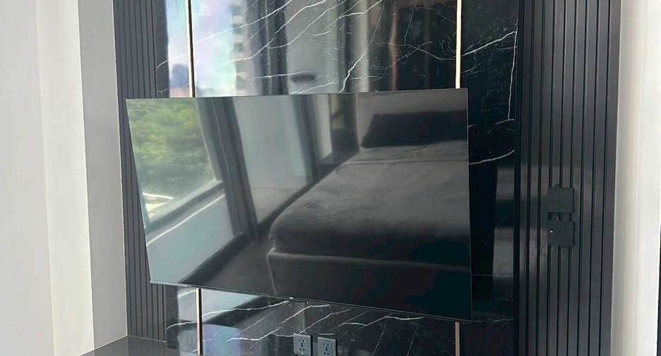 For rent 1 bed condo in Sathon, Bangkok