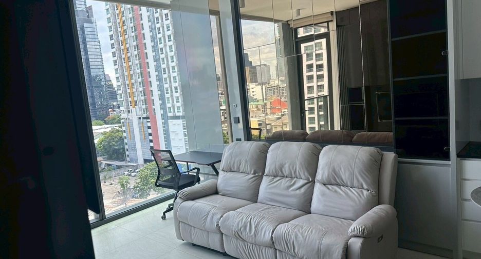 For rent 1 bed condo in Sathon, Bangkok