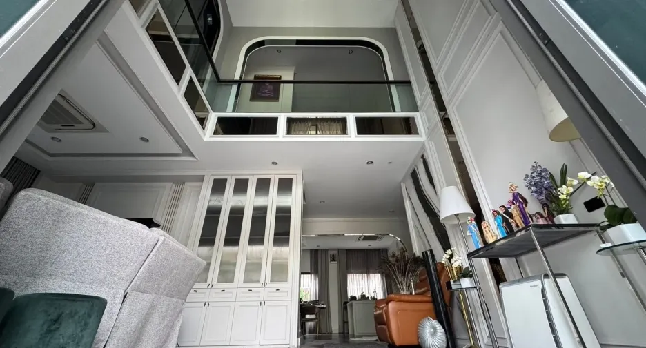 ขาย 4 ห้องนอน บ้านเดี่ยว ใน เมืองปทุมธานี, ปทุมธานี