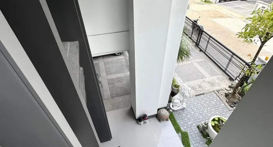 ขาย 4 ห้องนอน บ้านเดี่ยว ใน เมืองปทุมธานี, ปทุมธานี