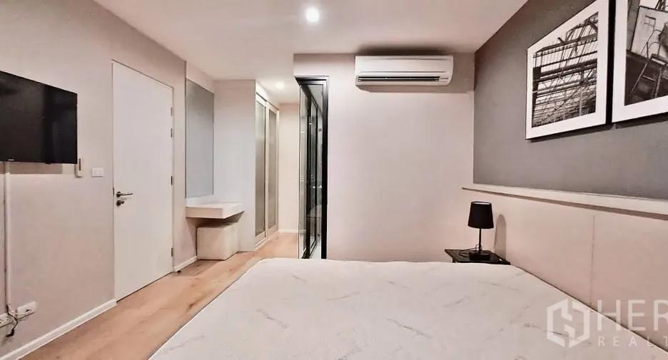 À louer 2 chambres condo à Watthana, Bangkok