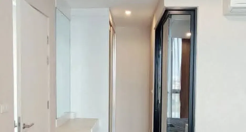 À louer 2 chambres condo à Watthana, Bangkok