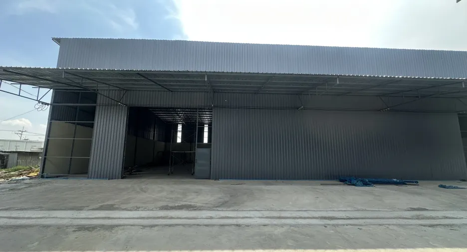 For rent warehouse in Lam Luk Ka, Pathum Thani