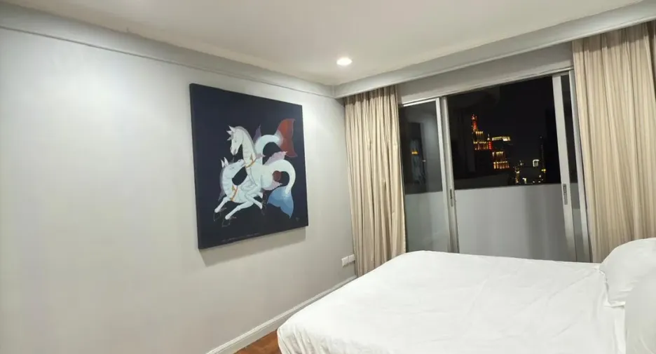 ให้เช่า 3 ห้องนอน คอนโด ใน วัฒนา, กรุงเทพฯ
