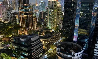 Condo en alquiler de 3 habitaciones en Watthana, Bangkok