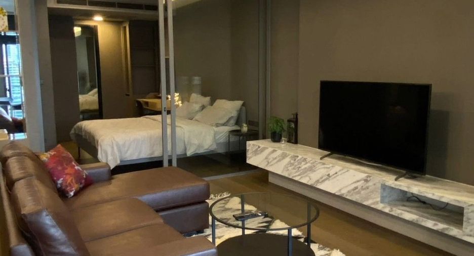 For rent 1 bed condo in Khlong Toei, Bangkok