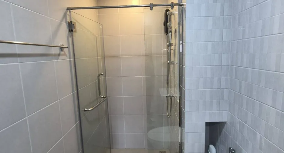Wohnung zur Miete mit 1 Zimmer in Bang Phlat, Bangkok