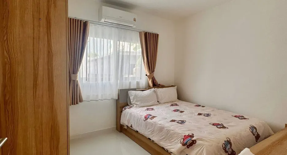 For rent 4 bedrooms house in Mueang Samut Prakan, Samut Prakan