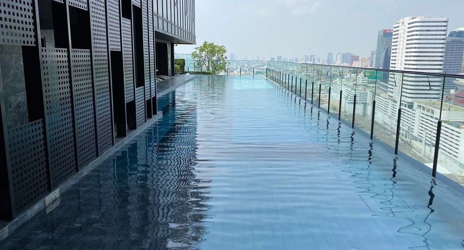 For rent 1 bed condo in Huai Khwang, Bangkok