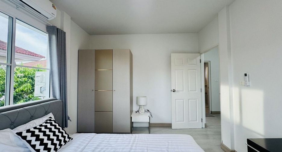 Haus zur Miete mit 3 Zimmer in Mueang Phuket, Phuket