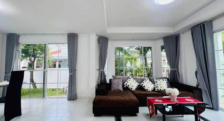 Haus zur Miete mit 3 Zimmer in Mueang Phuket, Phuket