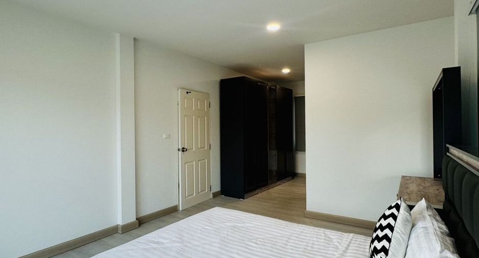 Haus zur Miete mit 3 Zimmer in Mueang Phuket, Phuket