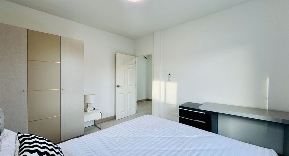 Haus zur Miete mit 3 Zimmer in Mueang Phuket, Phuket