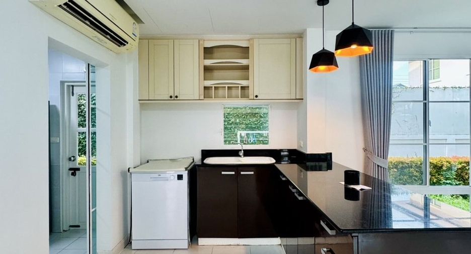Haus zur Miete mit 3 Zimmer in Mueang Phuket, Phuket