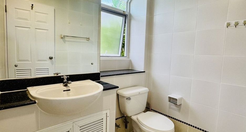 Haus zur Miete mit 3 Zimmer in Mueang Phuket, Phuket