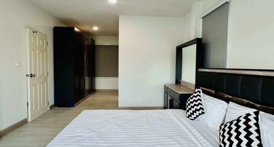 Haus zur Miete mit 3 Zimmer in Mueang Phuket, Phuket