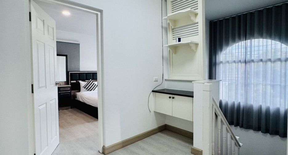 Haus zur Miete mit 3 Zimmer in Mueang Phuket, Phuket