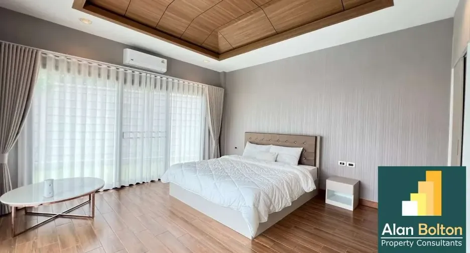 For rent and for sale 3 bedrooms house in Bang Lamung, Chonburi