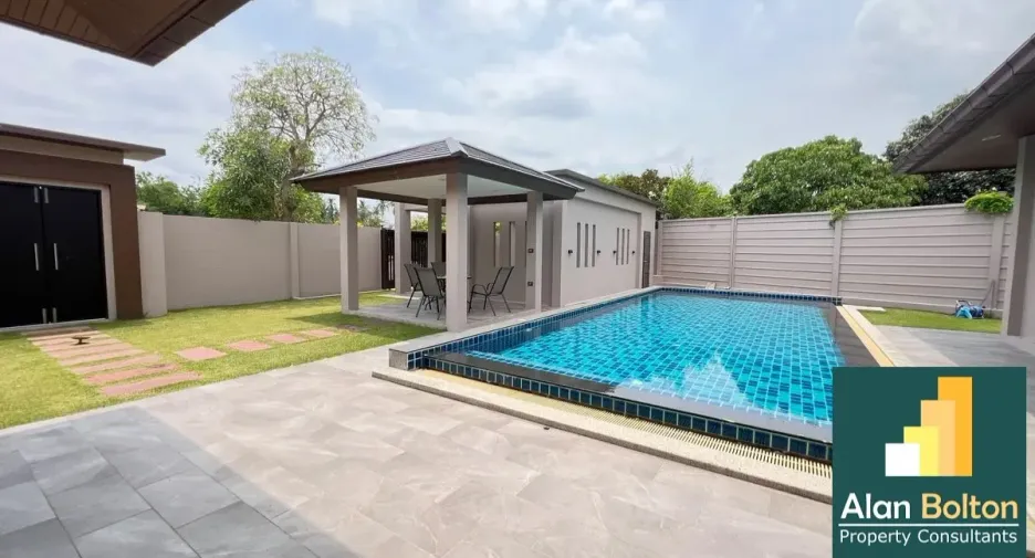 For rent and for sale 3 bedrooms house in Bang Lamung, Chonburi